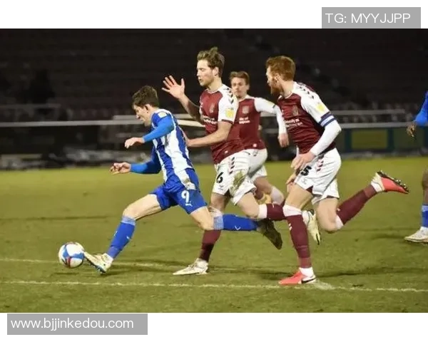 牛津联队与考文垂的激烈对决即将上演球迷们准备好迎接精彩比赛了吗